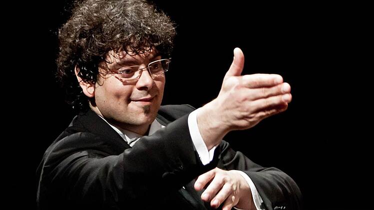 Chordirektor Lorenzo Da Rio dirigierte Ausschnitte aus dem "Messias" und dem "Weihnachts-Oratorium". Fotos: Jochen Berger
