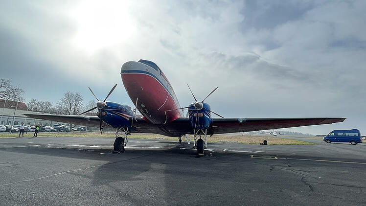 Spezialflugzeug mit Erkundungsfl&uuml;gen &uuml;ber Franken