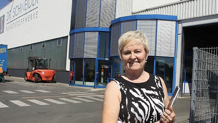 Seit 45 Jahren arbeitet Marita Oßmann bei Dr. Schneider. Seidem hat sich einiges verändert.  Foto: Veronika Schadeck
