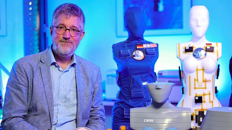 Thomas Berger forscht an Methoden, die Teams im All besser vor der sch&auml;dlichen Weltraumstrahlung zu sch&uuml;tzen.