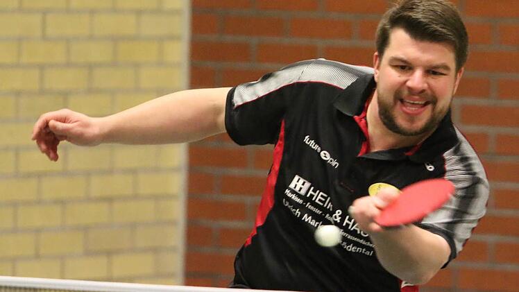 Markus Gundel vom Landesligisten TSV Untersiemau war am 9:6-Sieg gegen den TTV 45 Altenkunstadt mit dem Gewinn eines Einzels und des Doppels (mit Michal Bozek) beteiligt.  Foto: Horst Marr