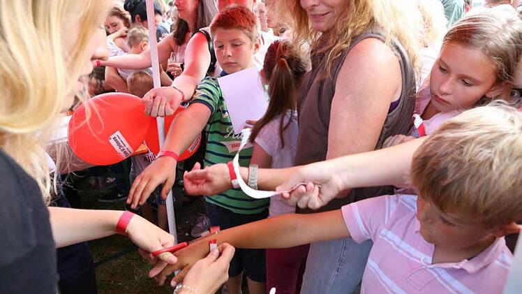 Die Bändchen mussten ab zum Auszählen. Foto: Barbara Herbst