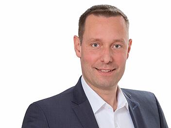 N&uuml;rnberger Landrat freut sich &uuml;ber Sanierung des Happurger Pumpspeicherkraftwerks