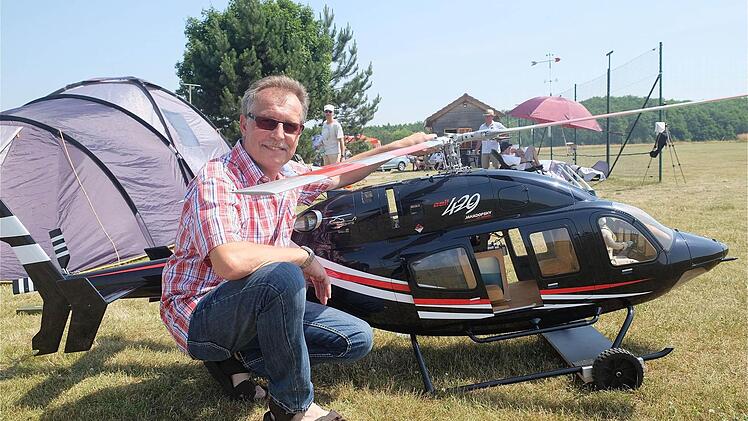 Einen Helikopter der Superklasse lässt Bruno Ziegler fliegen.