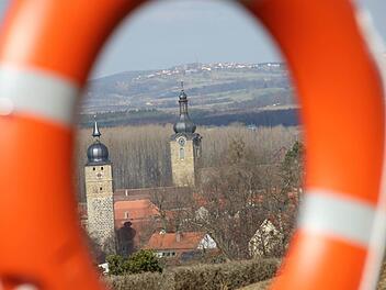 Auch wenn der Stadtrat in diesem Fall nichts zu entscheiden hatte, stand der neue Standort für das Hallenbad doch im Fokus der Sitzung des Gremiums am Donnerstagabend. Foto: Eckehard Kiesewetter