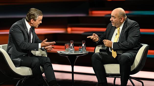 Markus Lanz (links) sprach auch über seine eigenen Erfahrungen in den USA.