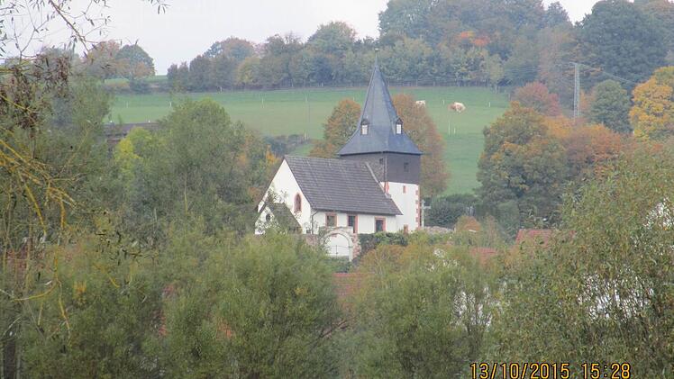 Blick auf die Kirche. Foto: Brigitta Kempe-Wolf