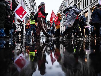 Warnstreik im &ouml;ffentlichen Dienst in Berlin und Brandenburg