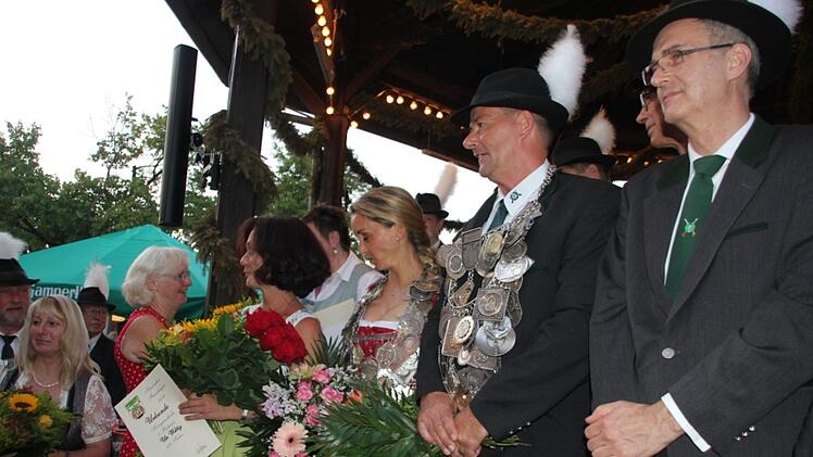 Impressionen von der Königsproklamation am letzten Tag des Kronacher Freischießens 2018. Foto: Veronika Schadeck