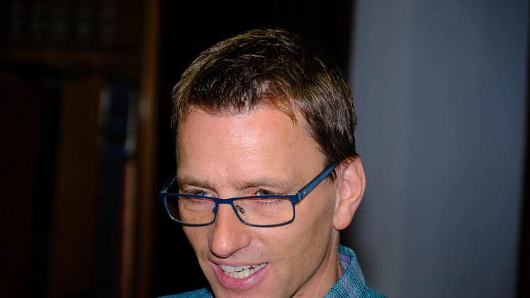 Martin Rottenberger, Berater vom Wasserwirtschaftsamt, berichtete über das Phänomen Starkregen und Sturzfluten.Gerd Schaar