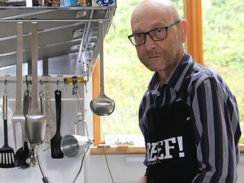 Christoph Mirsch liebt es, den Haushalt zu schmeißen. Jetzt ist er der erste staatlich geprüfte Hauswirtschafter