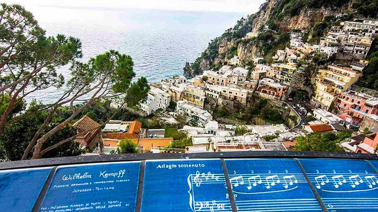 Der Handlauf des Geländers erinnert an Wilhelm Kempff, der in Thurnau und Positano gelebt hat.Foto: Guiseppe Di Martino