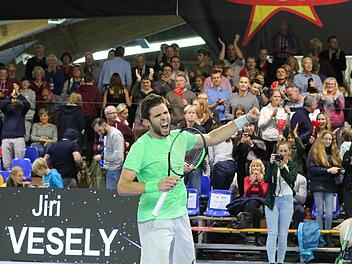 Vor viereinhalb Jahren stand Jiri Vesely auf Platz 35 der Tennis-Weltrangliste, aktuell ist er nur auf Position 106 gelistet. Mit dem Sieg in Eckental dürfte er wieder in die Top 100 vorstoßen. Fotos: Bertram Wagner