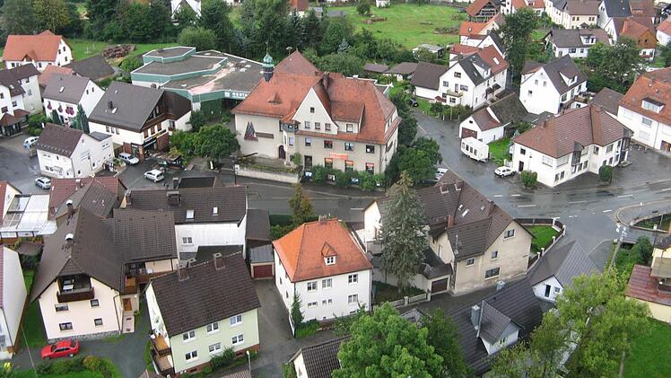 Der Stadtrat Wallenfels befasste sich in seiner Sitzung mit städtebaulichen Planungen. Foto: Archiv