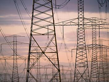 Die plante Stromtrasse sorgt für Wirbel. Foto: dpa