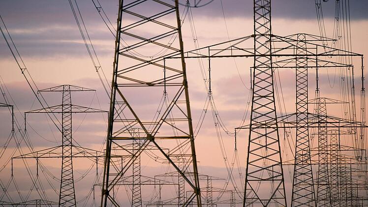 Die plante Stromtrasse sorgt für Wirbel. Foto: dpa