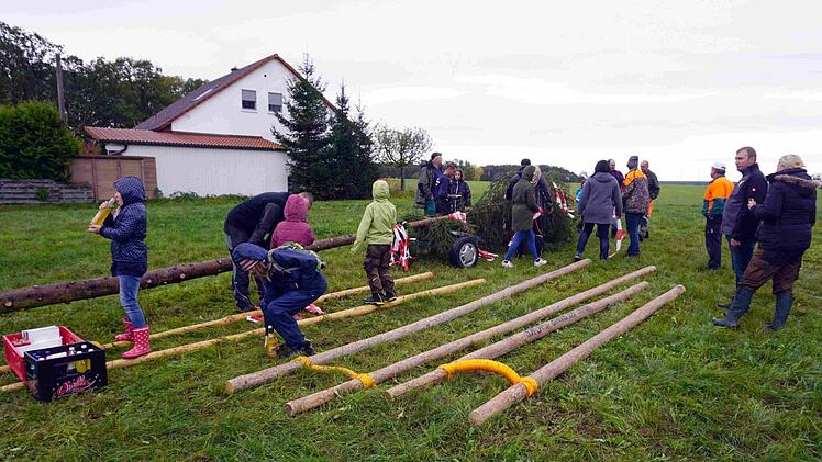 Baumaufstellen in Buch bei Weisendorf