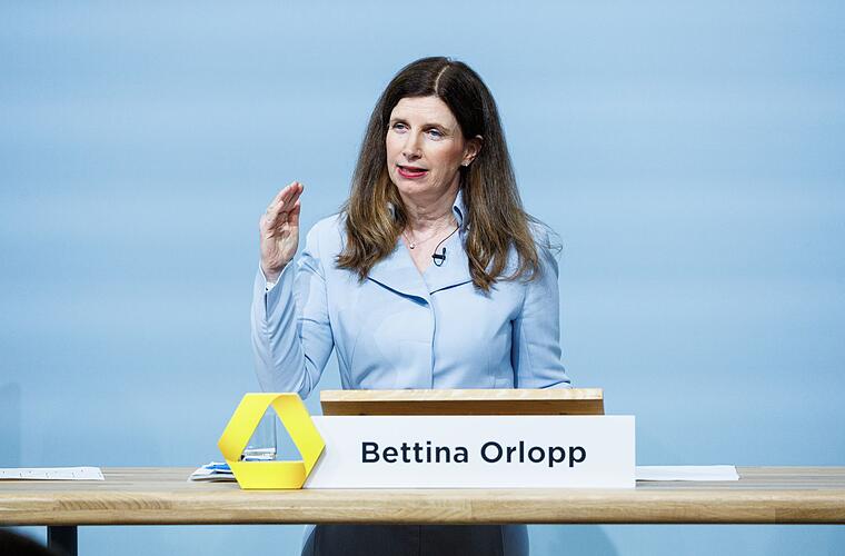 Commerzbank-Chefin: Angebot von Unicredit taktisches Manöver