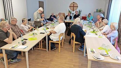Die Seniorenunion im Besprechungsraum der Rummelsberger Diakonie in Zeil.