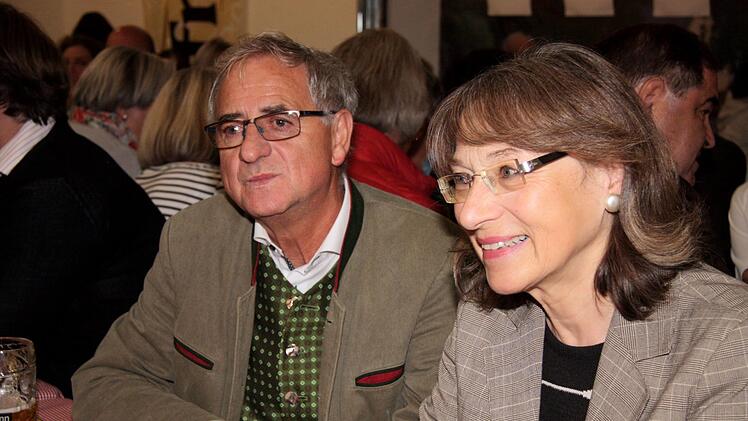 Der Wolfsberger Bürgermeister Hans-Peter Schlagholz mit seiner Herzogenauracher Kollegin Renate Schroff