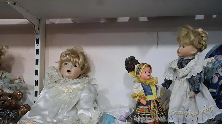 Trödelhalle in Franken wird aufgelöst - großer Ausverkauf endet bald