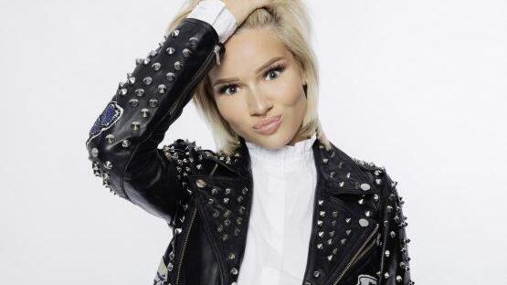 Die Bloggerin und DSDS-Jurorin Shirin David wird am Freitag, 14. Juli, 20 Uhr, das Coburger Samba-Festival eröffnen. Vorher, ab 18.30 Uhr, gibt sie in der Coburger Bank Autogramme. Foto: Nadine Dilly,RTL