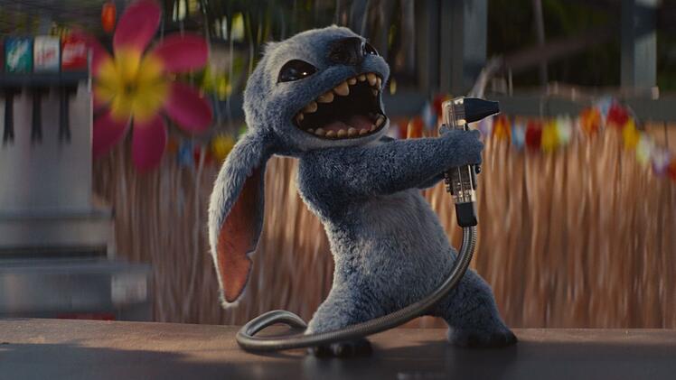 Im Zeichentrick wie auch in der neuen Realfilm-Adaption (Bild): Stitch sieht richtig knuffig aus, sorgt aber auch für mächtig viel Chaos.