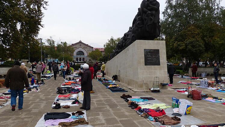 Nicht allen Moldawiern hat die Wende Glück gebracht. Viele müssen auf dem Markt in Chisinau ihre Habseligkeiten verkaufen, um über die Runde zu kommen.