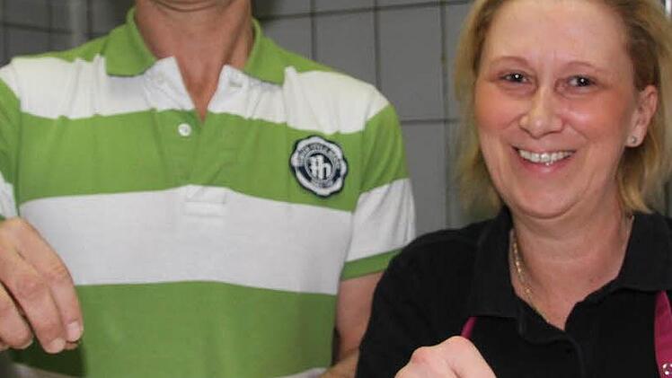 Roberto und Susanne Linardi lieben Nudeln. Vor allem die selbstgemachte Südtiroler Kürbis-Spätzle-Speck-Sahne-Variation passt in die Jahreszeit. Foto: Sonja Adam