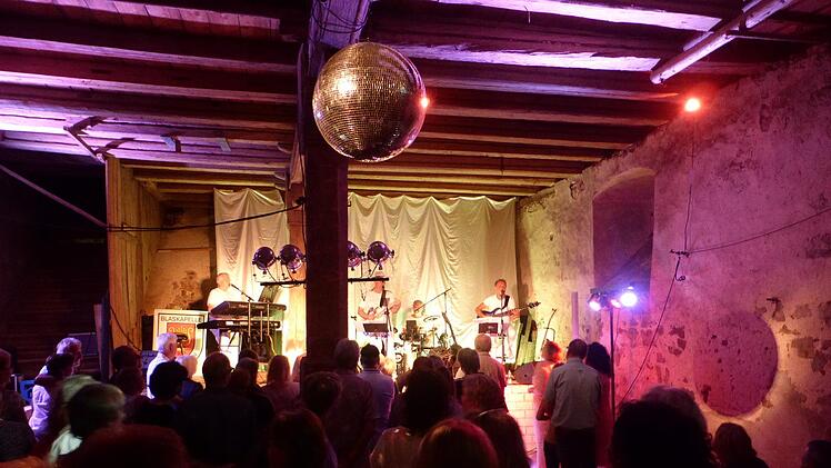 Schlossfest in Ebenhausen mit der JETs REvival Band.Matthias Dees