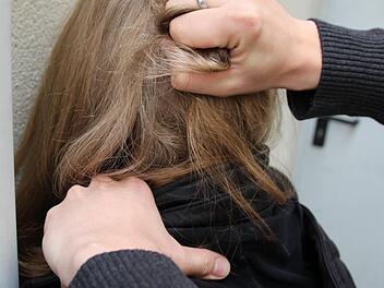 Ein 29-jähriger Höchstadter hat seine Lebensgefährtin zweimal angegriffen.  Symbolfoto: Benedikt Borst