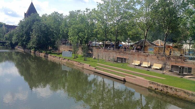 Das Pegnitzufer soll offiziell im August eröffnet und an die Nürnberger übergeben werden. Foto: Nikolas Pelke