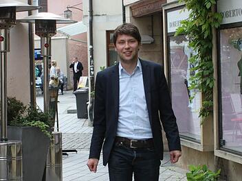 Steffen Hofmann (28) kennt sich aus in Lichtenfels. Er ist hier zur Schule gegangen. Foto: Ramona Popp