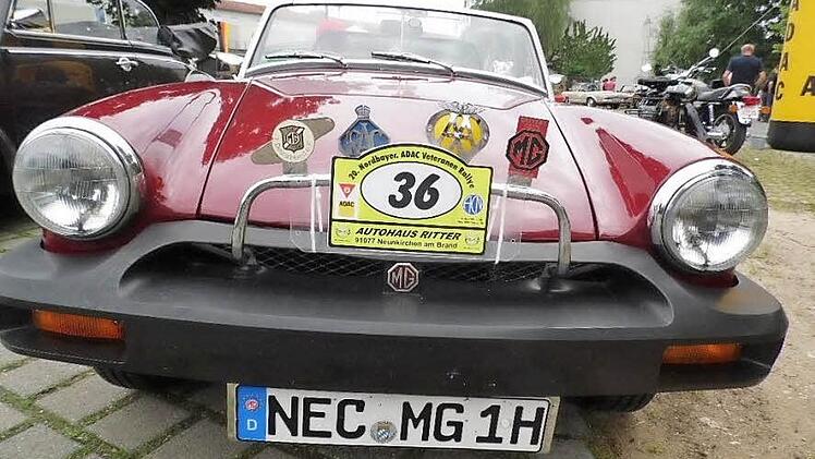 Mit diesem Oldtimer gelang dem Team Heinlein aus Neustadt ein toller Erfolg bei der ADAC-Veteranenrallye in Neunkirchen am Brand.  Fotos: privat