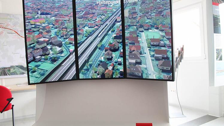Im Bahn-Infopunkt in Breitengüßbach können Besucher die Strecke in einem Simulator abfahren.
