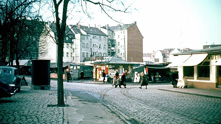 Ein Blick auf das Areal, bevor das neue Postgebäude entstand Foto: Emil Bauer/ Stadtarchivf