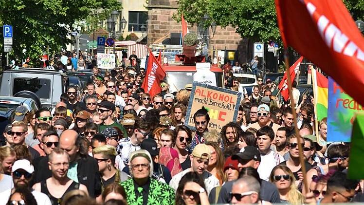 Global Marijuana March zieht durch Nürnberg: Grasdemo mit zahlreichen Teilnehmern erwartet