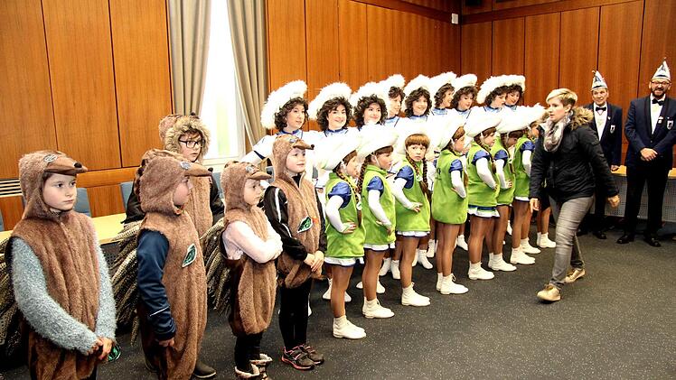 Impressionen vom Herzogenauracher Rathaussturm  Richard Sänger