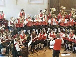 Das Jubiläumskonzert der Jugendblaskapelle Großwenkheim kam in Maria Bildhausen gut an. Foto: privat