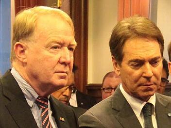 Hans Michelbach (links) und Michael Stoschek am Donnerstagnachmittag bei einer Veranstlatung der IHK zu Coburg.