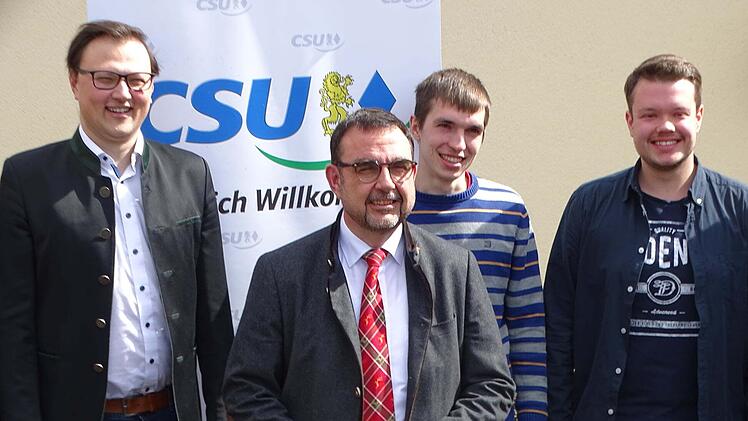 Maroldsweisach: Holetschek wird nach CSU-Auftritt Doppelmoral vorgeworfen - Bilder ohne Maske sorgen für Shitstorm