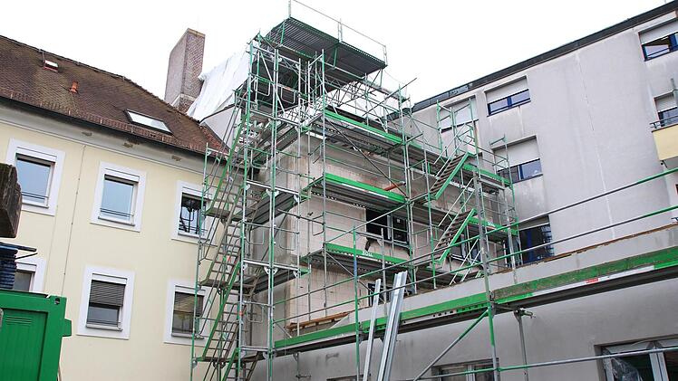 Im Innenhof entsteht auch ein neues Treppenhaus.  Foto: Andreas Dorsch