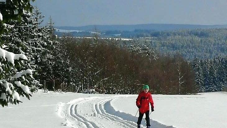 Die Nordhalbener "Panorama-Loipe" (erweiterte "Bad-Loipe") trägt ihren Namen zu Recht.  Foto: Neugebauer