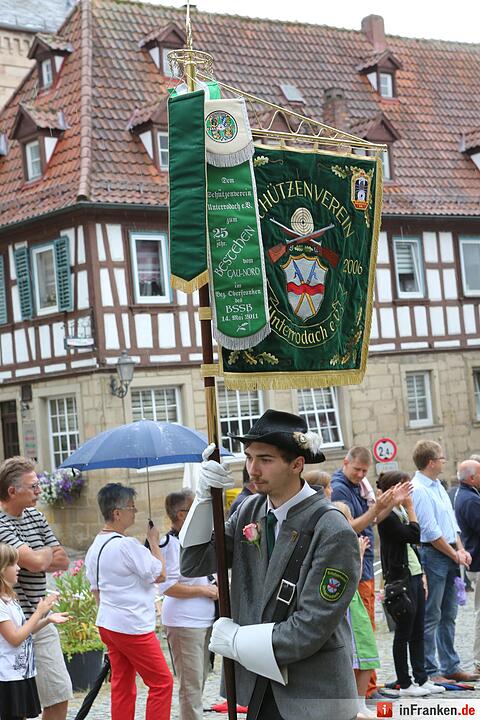 Kronacher Freischießen: Schützenauszug