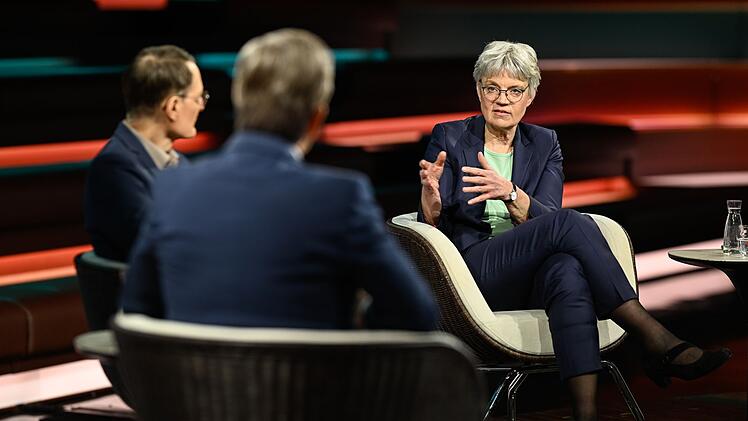 Keine vollst&auml;ndige Lohnfortzahlung am ersten Krankheitstag? F&uuml;r ihren kontroversen Vorschlag bekam Antje H&ouml;ning bei "Markus Lanz" Gegenwind.