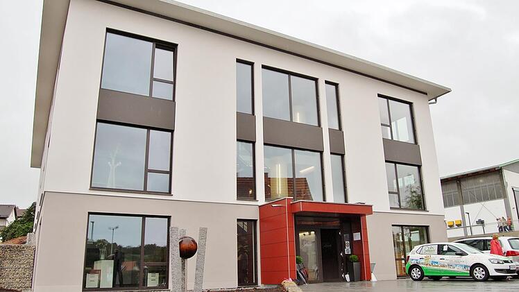 Das neue 1 500 Quadratmeter große Kunden- und Verwaltungszentrum