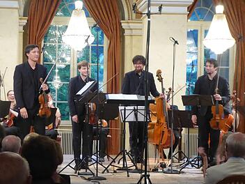 Die Musentreiber von Apollon Musagète Pawel Zalejski (von links), Bartosz Zachlod , Piotr Skweres  und Piotr Szumiel. Gerhild Ahnert