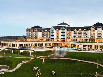 Familux The Grand Green