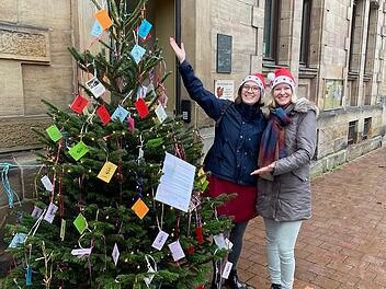 Bamberg: Geschenkebaum-Aktion startet wieder - Zettel nehmen und Gutes tun