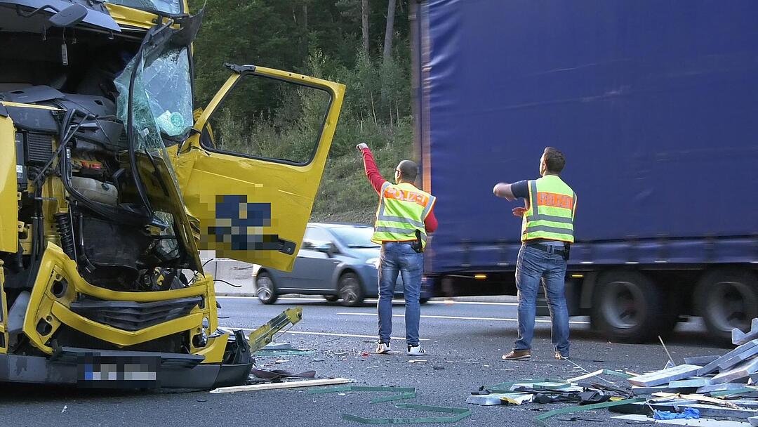 Lkw-Unfall auf A3 bei Kist